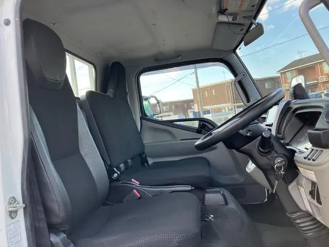 三菱 キャンター TPG-FDA00(4WD)の写真45