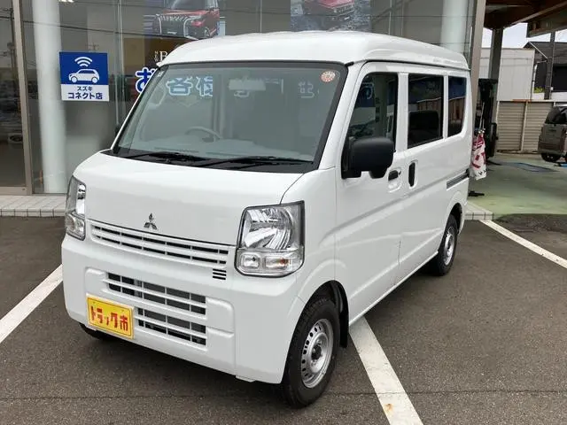 三菱 ミニキャブバン 5BD-DS17V(2WD)の写真2