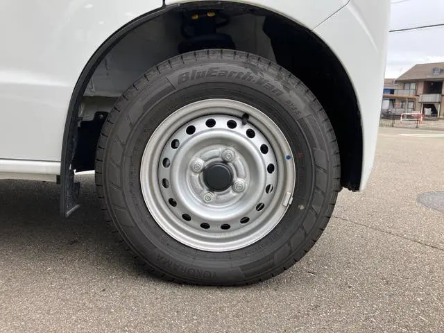 三菱 ミニキャブバン 5BD-DS17V(2WD)の写真7