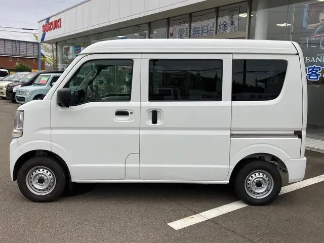 三菱 ミニキャブバン 5BD-DS17V(2WD)の写真14