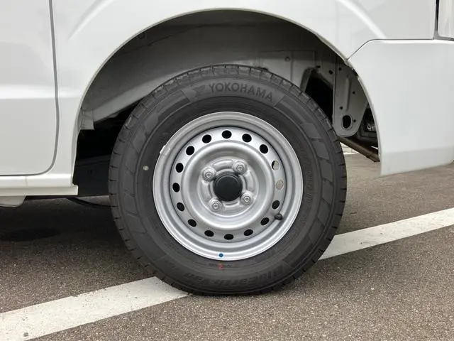 三菱 ミニキャブバン 5BD-DS17V(2WD)の写真15