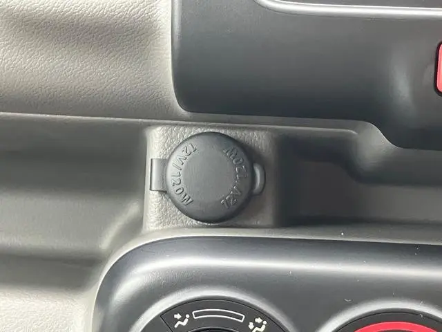 三菱 ミニキャブバン 5BD-DS17V(2WD)の写真29