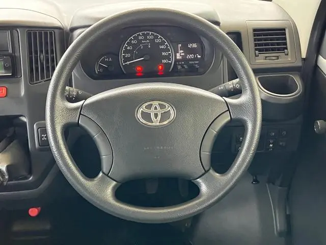 トヨタ タウンエースバン 5BF-S413M(4WD)の写真12