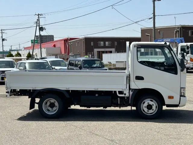 日野 デュトロ TKG-XZC605M(2WD)の写真8