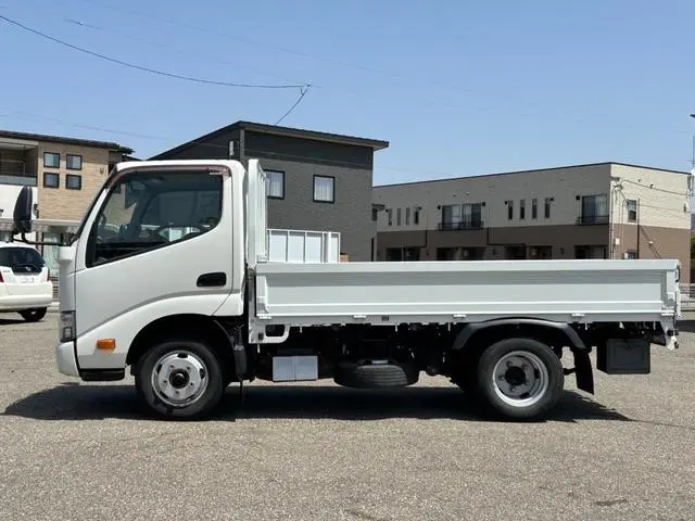 日野 デュトロ TKG-XZC605M(2WD)の写真18