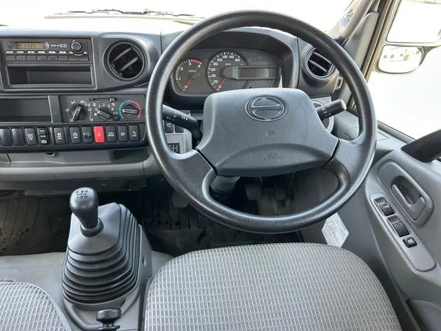 日野 デュトロ TKG-XZC605M(2WD)の写真28