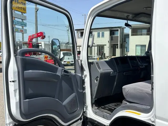 いすゞ エルフ TPG-NMS85AR(4WD)の写真22