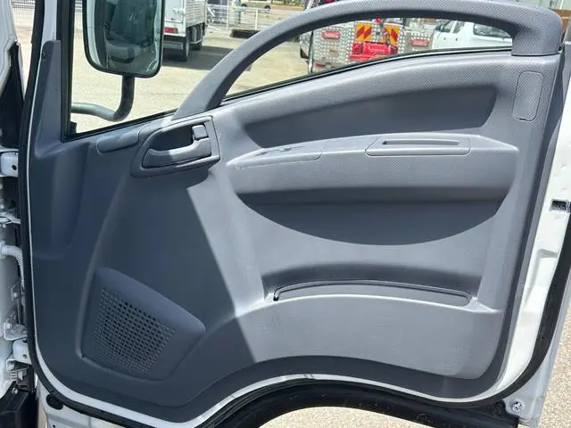 いすゞ エルフ TPG-NMS85AR(4WD)の写真40