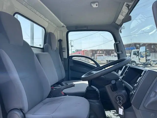 いすゞ エルフ TPG-NMS85AR(4WD)の写真41