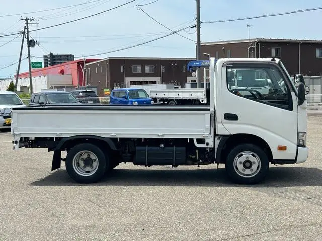 日野 デュトロ TPG-XZC605M(2WD)の写真8