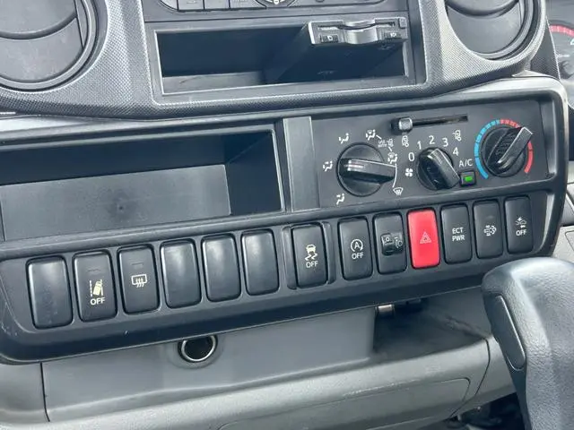日野 デュトロ TPG-XZC605M(2WD)の写真31