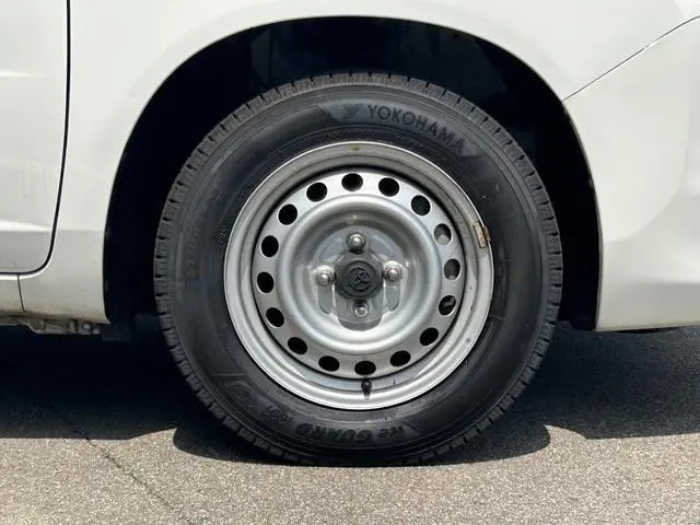 トヨタ プロボックスバン 5BE-NSP160V(2WD)の写真9