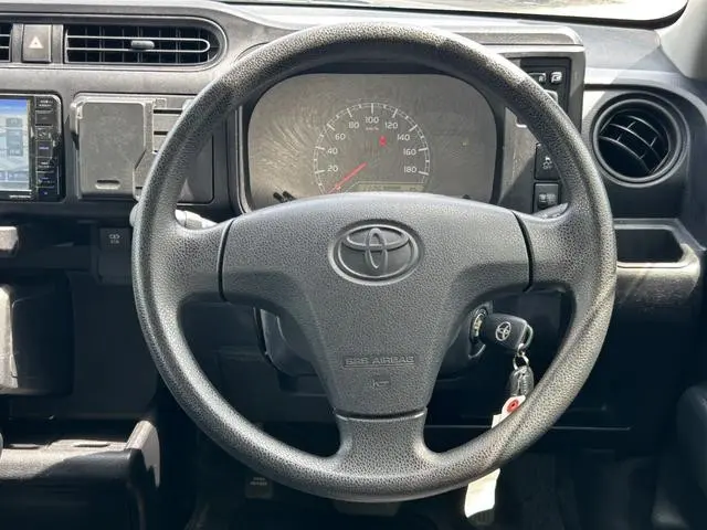 トヨタ プロボックスバン 5BE-NSP160V(2WD)の写真23