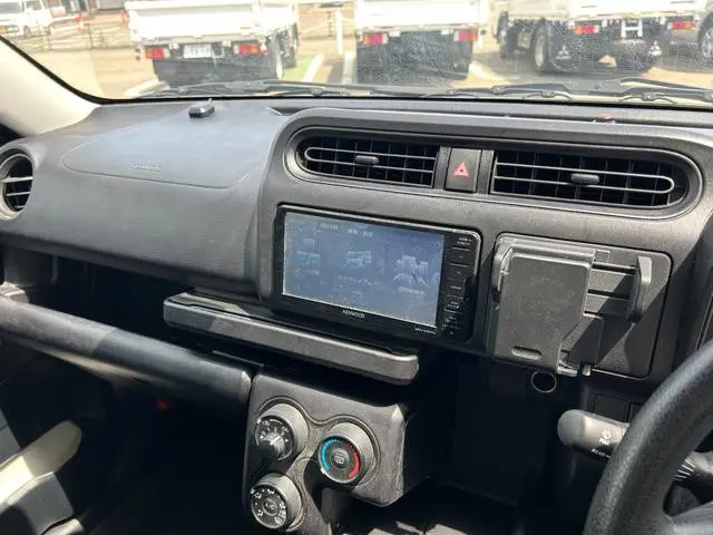 トヨタ プロボックスバン 5BE-NSP160V(2WD)の写真33
