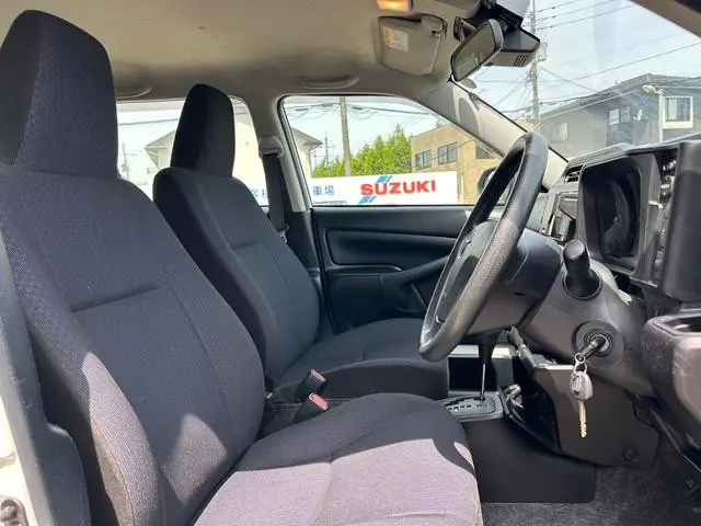 トヨタ プロボックスバン 5BE-NSP160V(2WD)の写真40