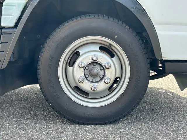 三菱 キャンターガッツ KK-FD70AB(4WD)の写真8