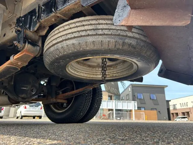 三菱 キャンターガッツ KK-FD70AB(4WD)の写真14