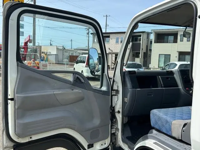三菱 キャンターガッツ KK-FD70AB(4WD)の写真20