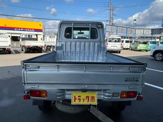 ダイハツ ハイゼットトラック EBD-S211P(4WD)の写真11