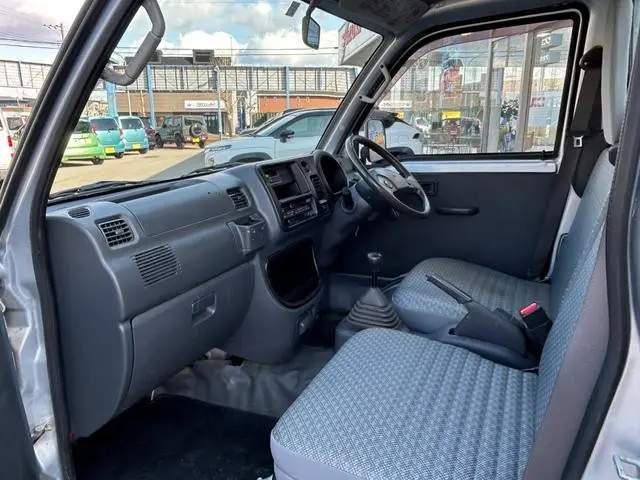 ダイハツ ハイゼットトラック EBD-S211P(4WD)の写真19