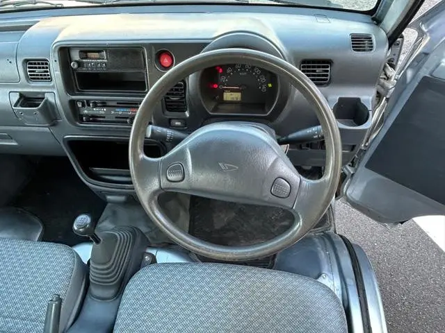ダイハツ ハイゼットトラック EBD-S211P(4WD)の写真21