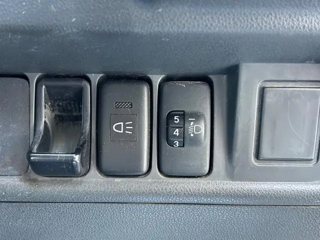 ダイハツ ハイゼットトラック EBD-S211P(4WD)の写真26