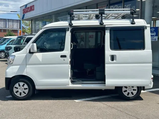 ダイハツ ハイゼットバン 3BD-S331V(4WD)の写真13