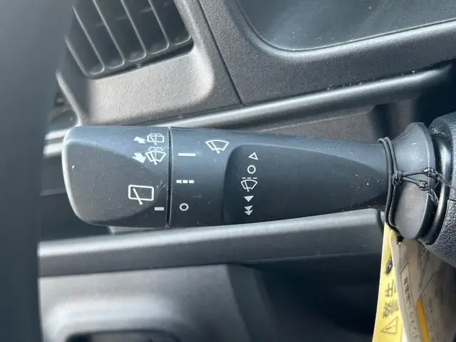 ダイハツ ハイゼットバン 3BD-S331V(4WD)の写真26