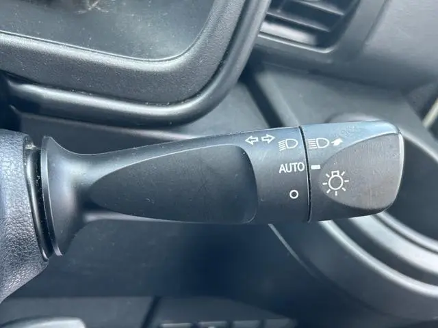 ダイハツ ハイゼットバン 3BD-S331V(4WD)の写真27
