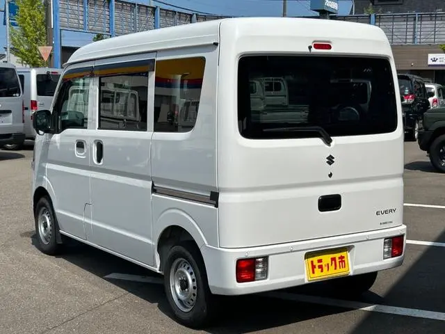スズキ エブリイ 5BD-DA17V(4WD)の写真14