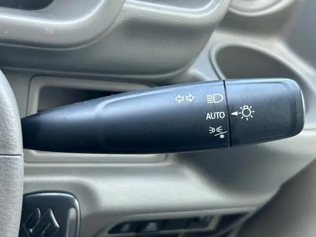 スズキ エブリイ 5BD-DA17V(4WD)の写真25