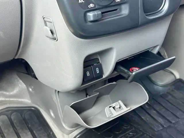 スズキ エブリイ 5BD-DA17V(4WD)の写真33