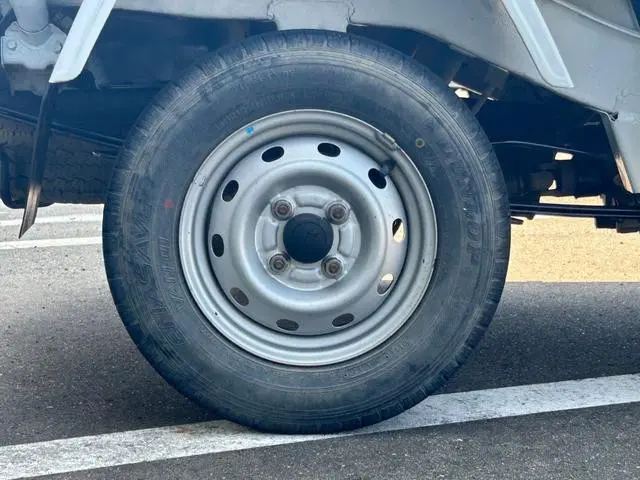 ダイハツ ハイゼットトラック TE-S210P(4WD)の写真8