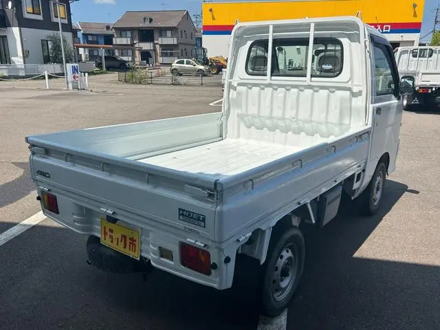 ダイハツ ハイゼットトラック TE-S210P(4WD)の写真9
