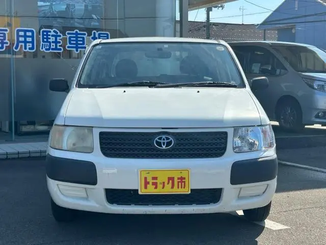 トヨタ サクシードバン CBE-NCP51V(2WD)の写真2