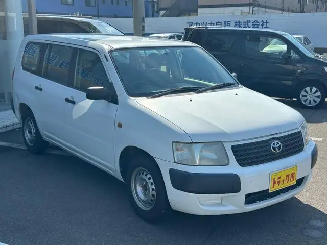 トヨタ サクシードバン CBE-NCP51V(2WD)の写真3