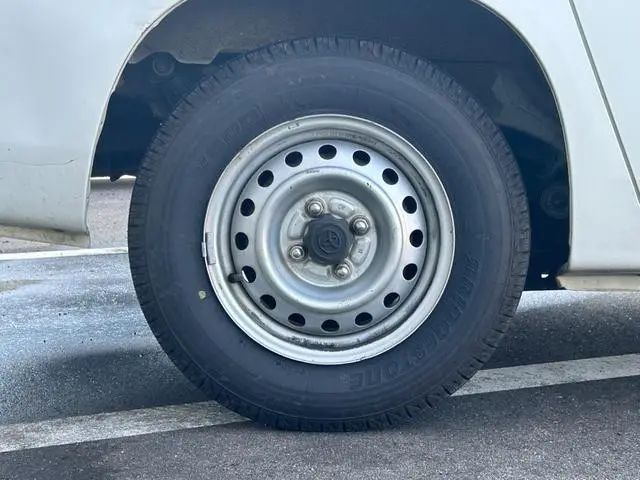 トヨタ サクシードバン CBE-NCP51V(2WD)の写真8