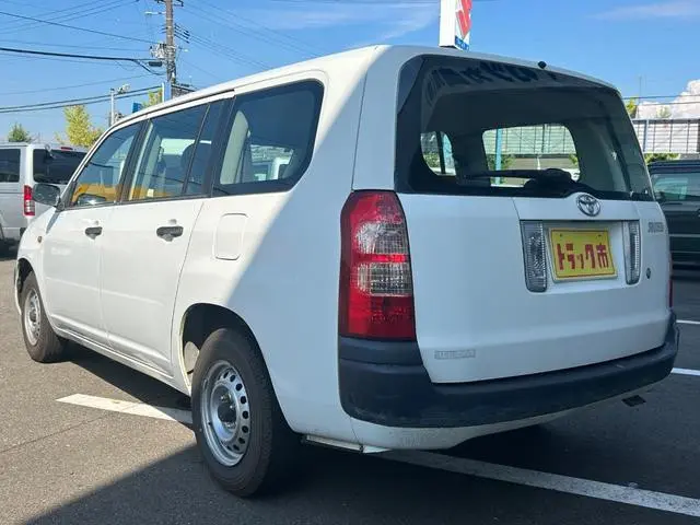 トヨタ サクシードバン CBE-NCP51V(2WD)の写真11