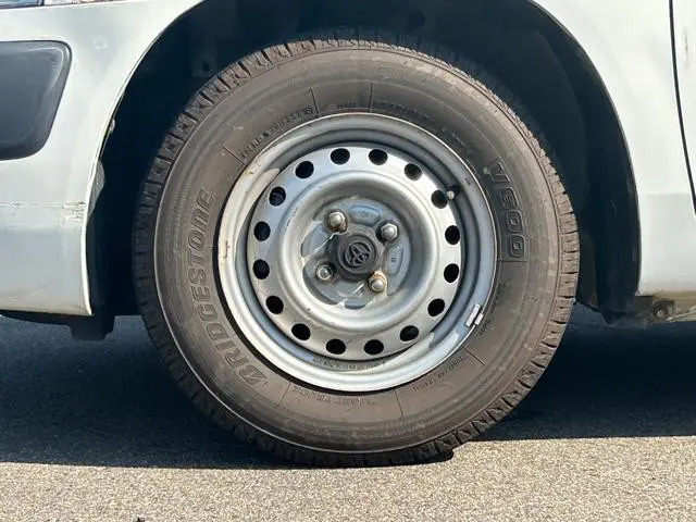 トヨタ サクシードバン CBE-NCP51V(2WD)の写真13