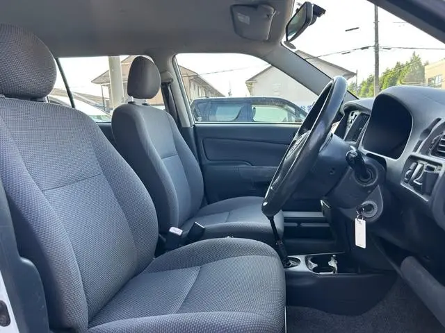 トヨタ サクシードバン CBE-NCP51V(2WD)の写真29