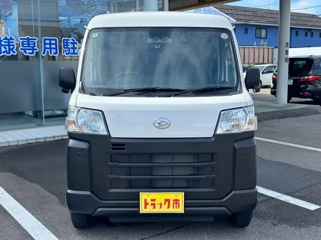 ダイハツ ハイゼットバン 3BD-S710V(4WD)の写真3