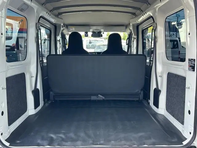 ダイハツ ハイゼットバン 3BD-S710V(4WD)の写真18