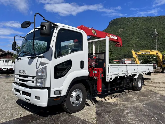 いすゞ フォワード TKG-FRR90S1(2WD)の写真1
