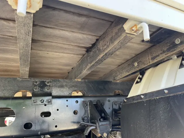 いすゞ フォワード TKG-FRR90S1(2WD)の写真19