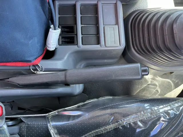 いすゞ フォワード TKG-FRR90S1(2WD)の写真24