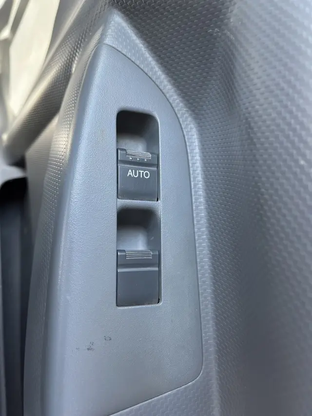 いすゞ フォワード TKG-FRR90S1(2WD)の写真25