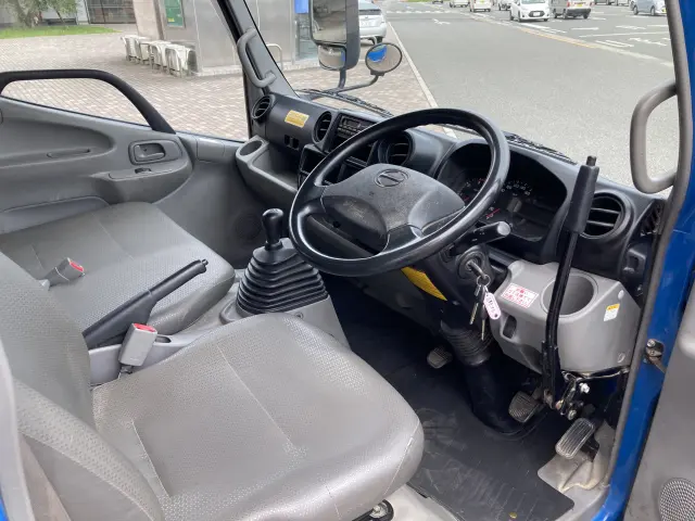 日野 デュトロ TKG-XZU630T(2WD)の写真21