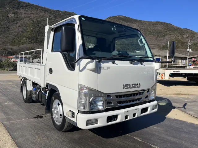 いすゞ エルフ 2RG-NKR88AD(2WD)の写真8