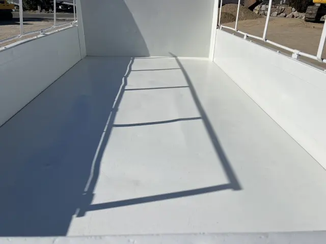 いすゞ エルフ 2RG-NKR88AD(2WD)の写真11