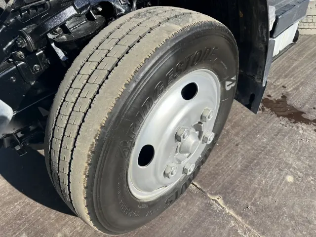 いすゞ エルフ 2RG-NKR88AD(2WD)の写真19